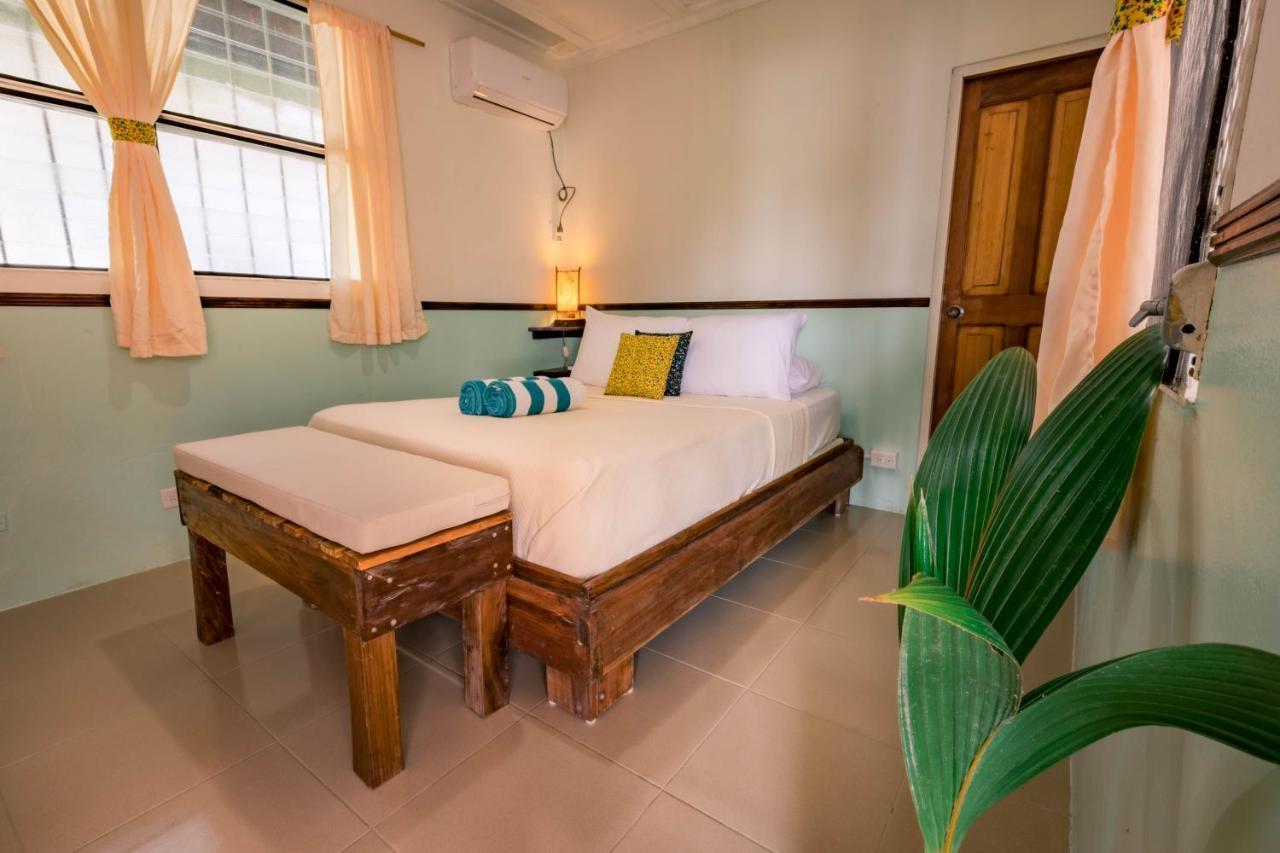 Dona Mara Gastro Hotel Bocas del Toro Eksteriør billede